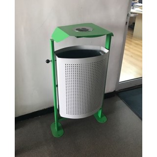 Метален кош с капандура и пепелник