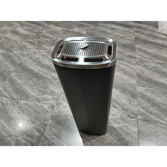 Метален кош с пепелник 40л