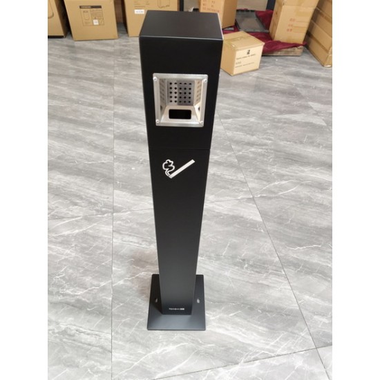 Пепелник с модерен дизайн черен 20*92 см