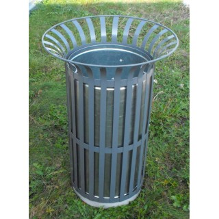 ВЪНШЕН КОШ С БЕТОНОВА ОСНОВА